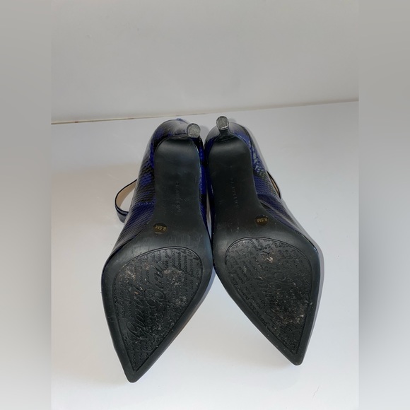 Gianni Bini 4” High Heel Pointed shoe with 1 1/2 Ankle Strap with back zipper - Picture 15 of 16